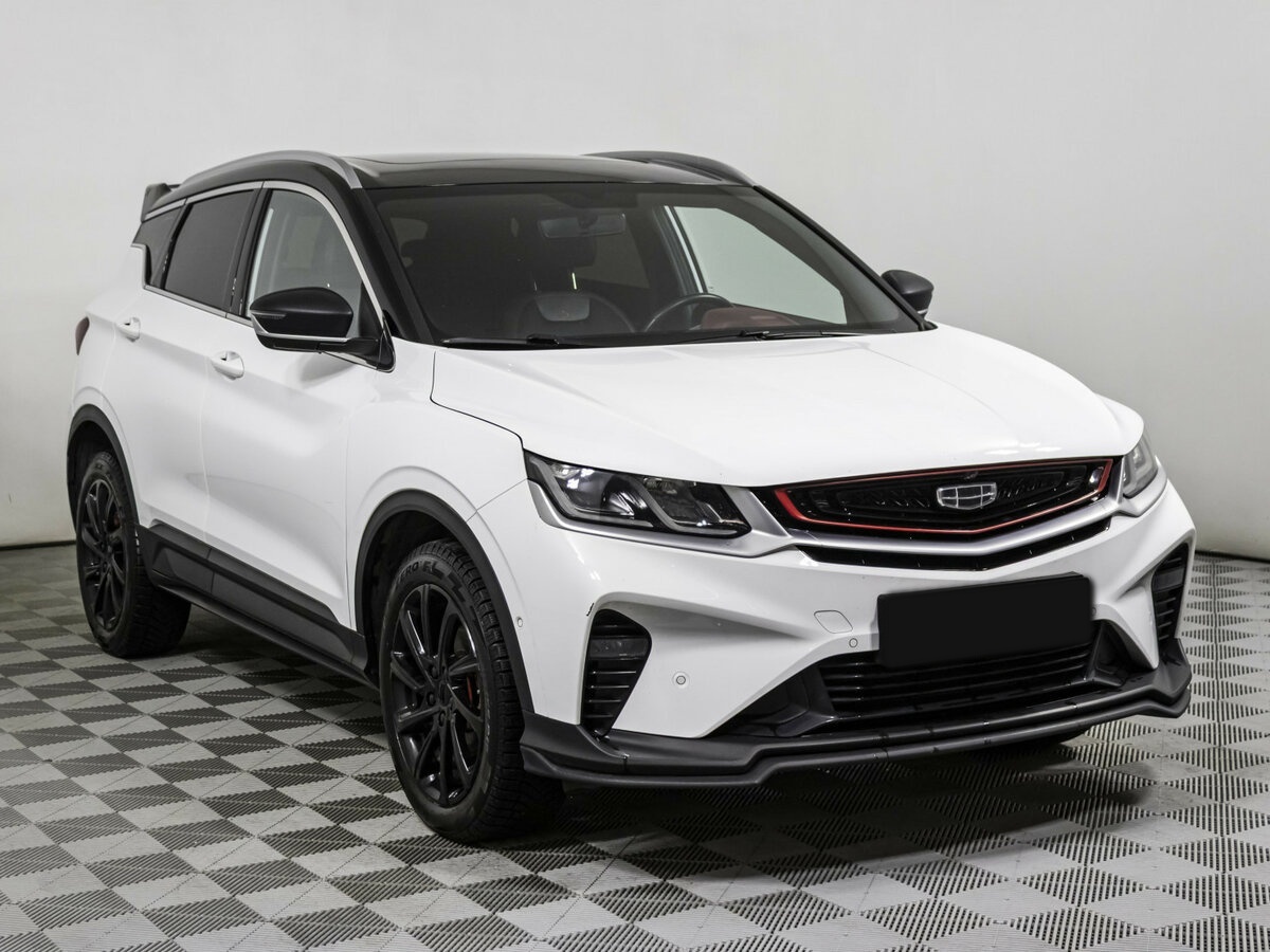 Geely Coolray 2022 года с пробегом. Фото: #2