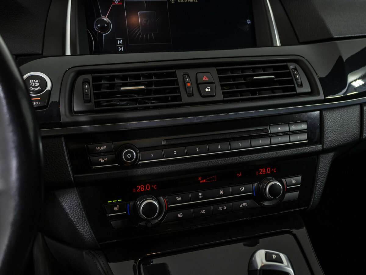 BMW 5 серии 2016 года с пробегом. Фото: #10